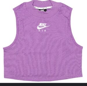 Nike Women's Violet Cropped Tank Top